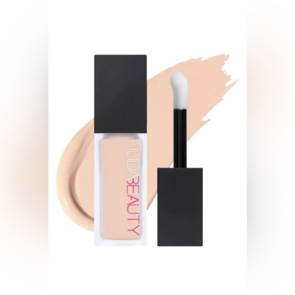 “Yogurt Drops 1.5B” HUDA #FauxFilter Concealer